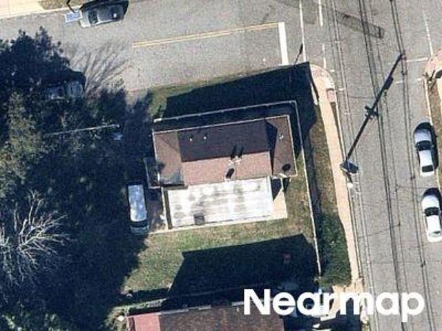 House for sale in Avenel, New Jersey