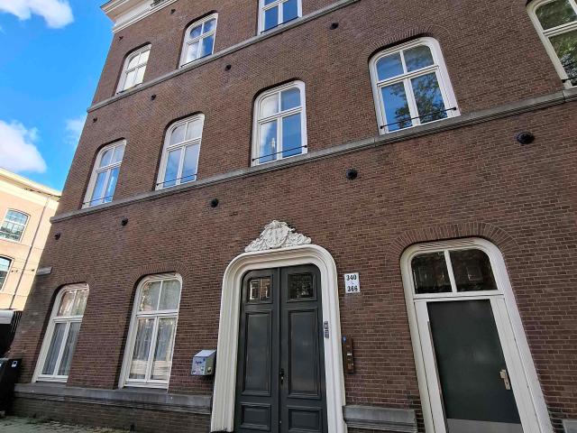Appartement te huur in Weesperbuurt, Amsterdam