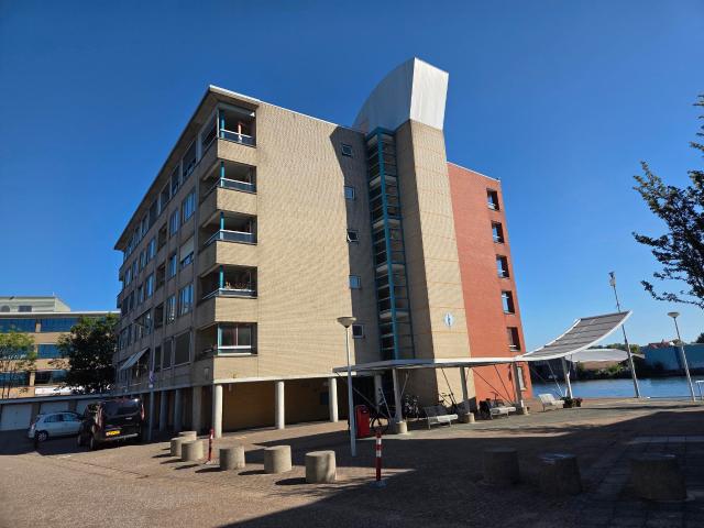 Appartement te huur in Zaandam, Noord Holland