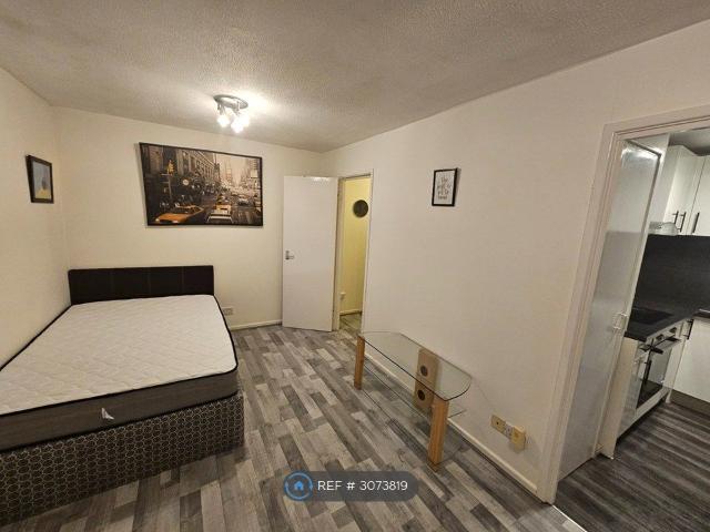 Studio for rent in Romsey, Cambridge
