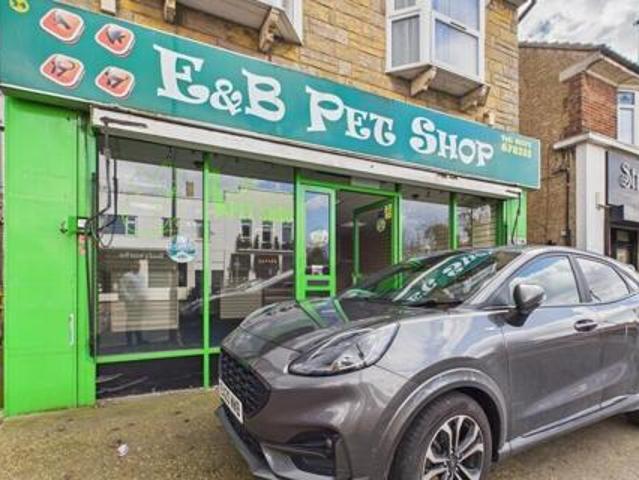 House for rent in Lyons, Greater London