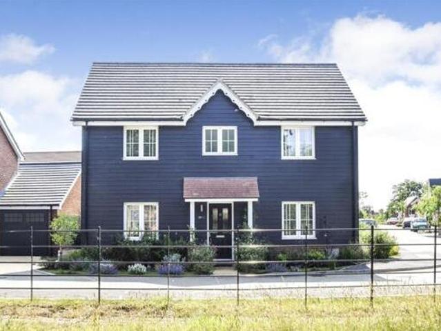 House for sale in Moulsham Green, Hart