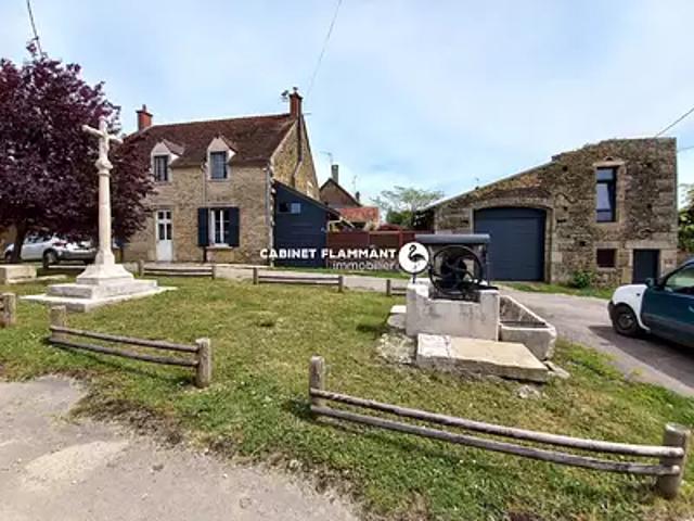 Maison vente à Montbard, Corsaint