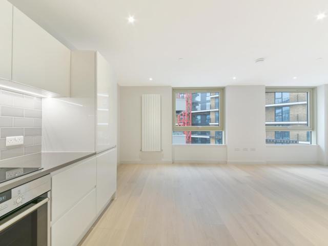 Apartment for rent in Silvertown, Greater London