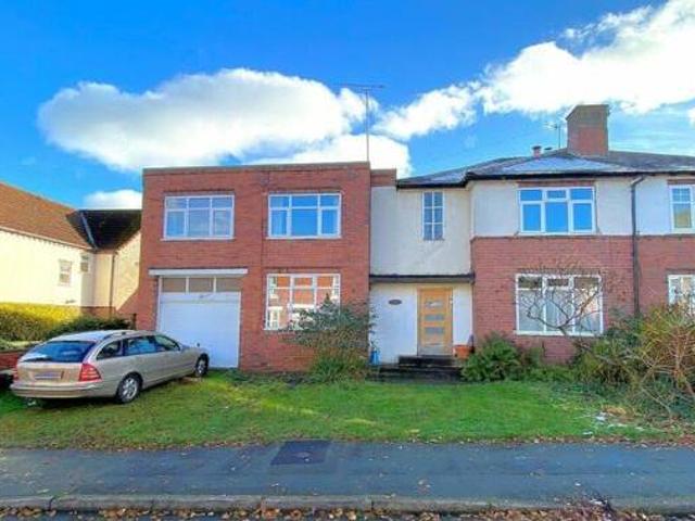 House for sale in Stourbridge, West Midlands