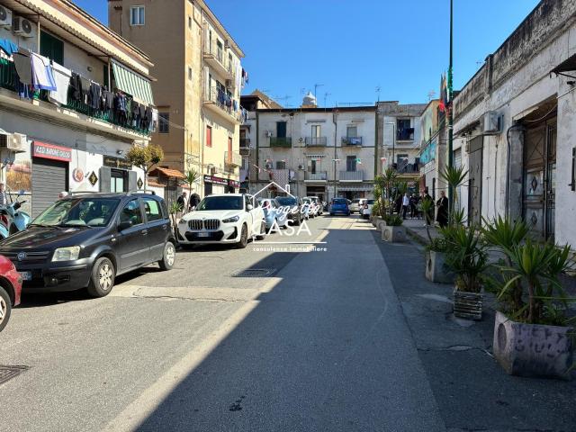 Appartamento in affitto a Municipalità 6, Campania