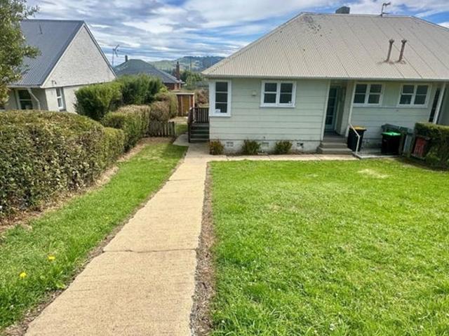 House for rent in Otakou