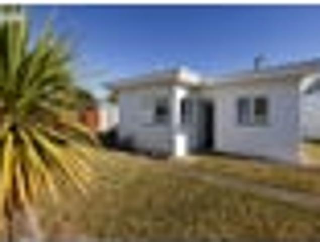House for rent in Otakou