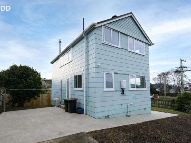 House for rent in Otakou
