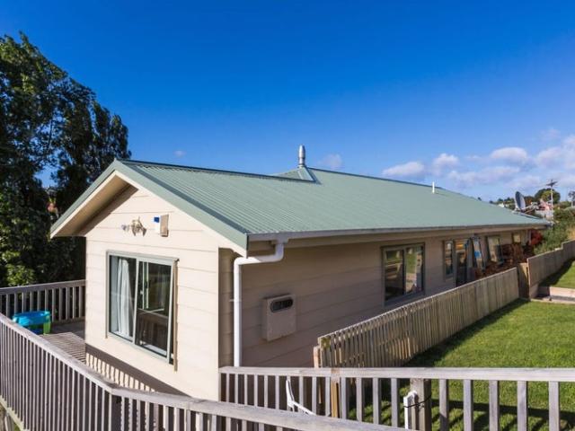 House for rent in Otakou