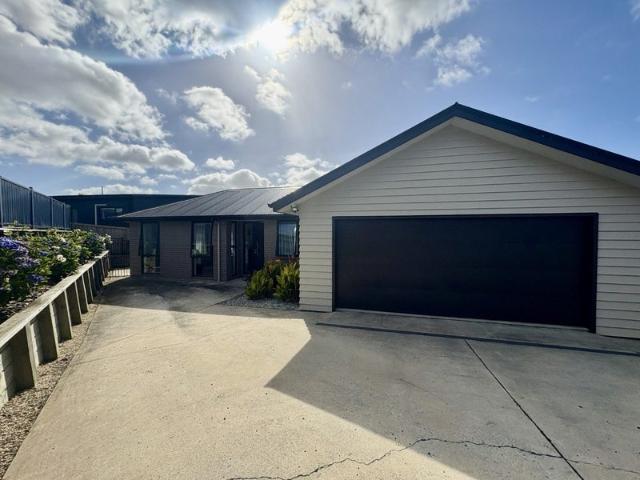 House for rent in Otakou