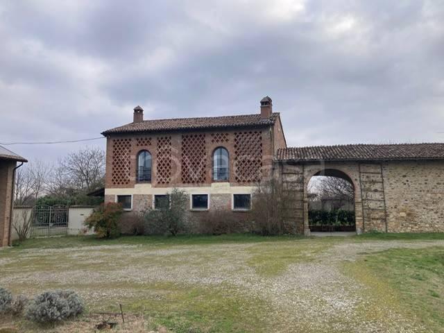 Rustico in vendita a Gazzola, Reggio Emilia