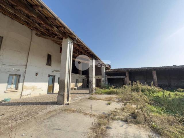 Rustico in vendita a Ghedi, Brescia