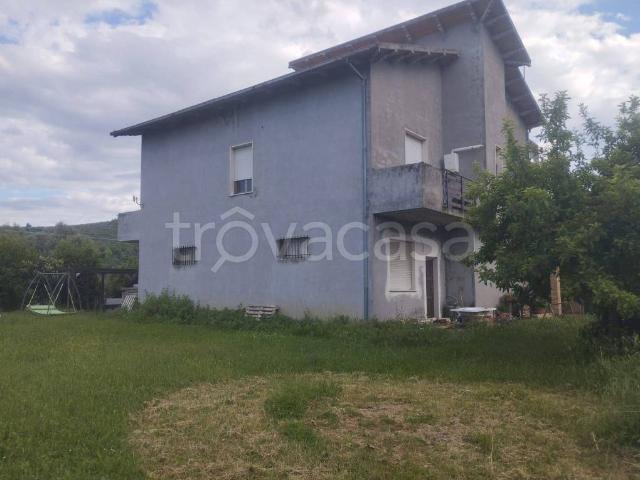 Rustico in vendita a Loreto Aprutino, Abruzzo