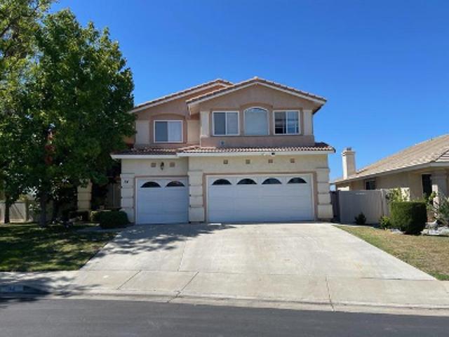 House for sale in Lake Elsinore, California
