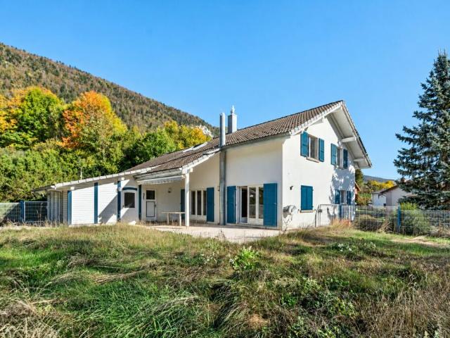 Immobilie kaufen in Cortébert, Région administrative du Jura bernois