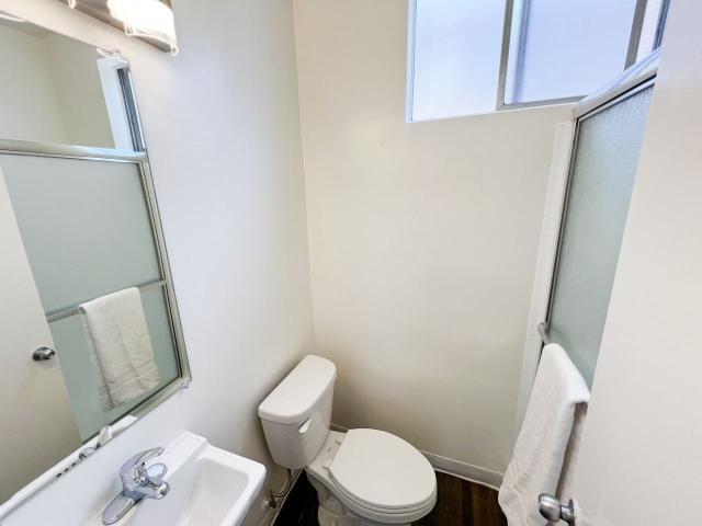 Apartment for rent in Canoga Park, California