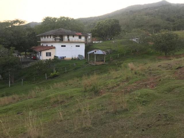 Cortijo de alto standing de 2886400 m2 en venta Riofrío, Colombia