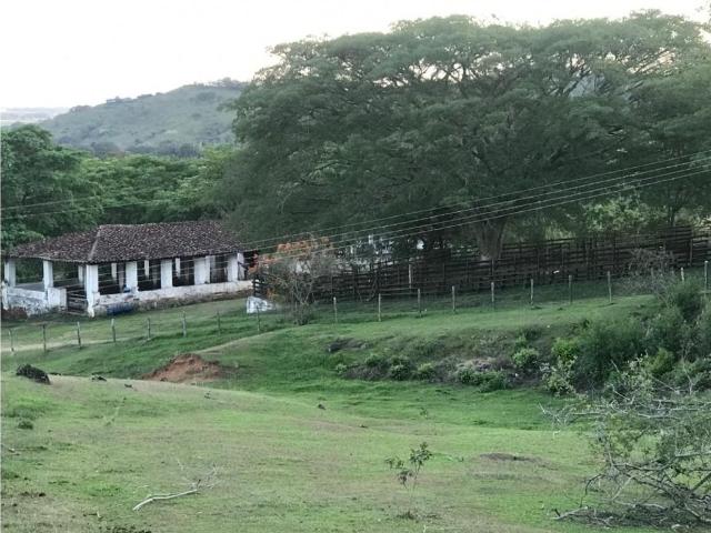 Cortijo de alto standing de 2886400 m2 en venta Riofrío, Colombia