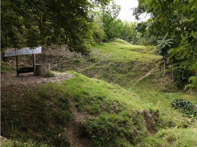 Cortijo de alto standing de 640000 m2 en venta La Victoria, Colombia