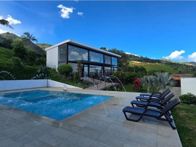 Finca en arriendo en Antioquia, Valle de Aburrá