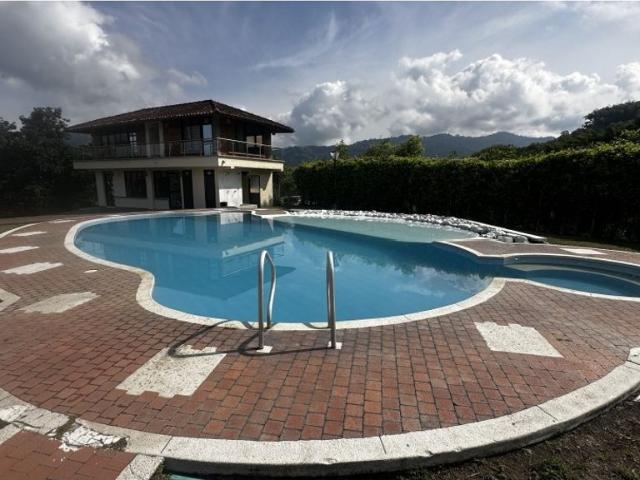 Finca en arriendo en Risaralda