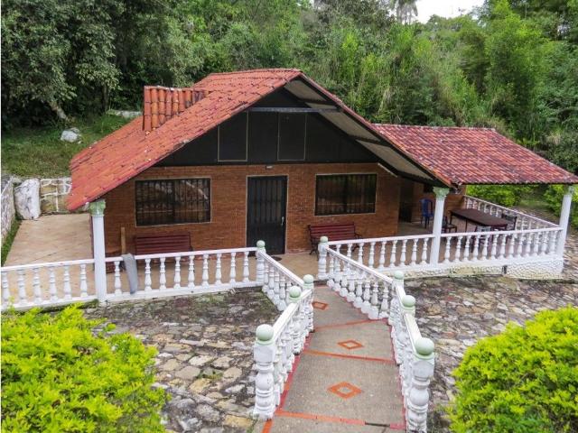 Cortijo de alto standing en venta Arbeláez, Colombia
