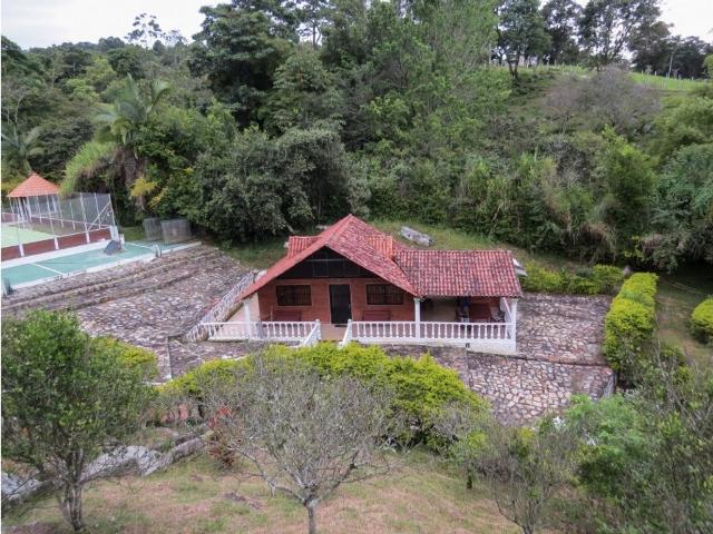 Cortijo de alto standing en venta Arbeláez, Colombia