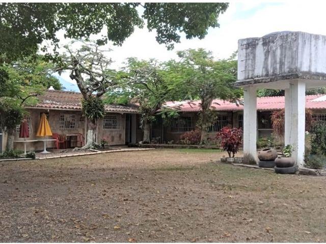 Cortijo de alto standing en venta Chinauta, Cundinamarca