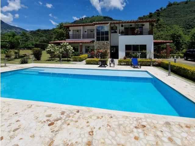 Finca en venta en Ciudad Bolívar, Suroeste