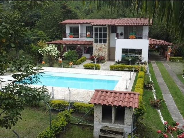 Finca en venta en Ciudad Bolívar, Suroeste