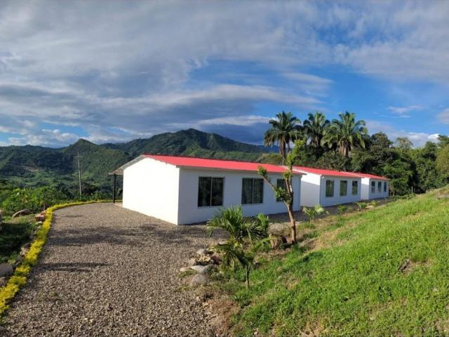 Cortijo de alto standing en venta La Mesa, Cundinamarca