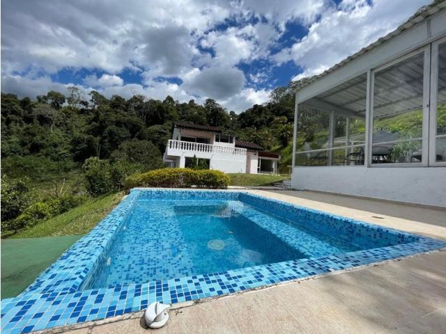 Finca en venta en La Vega, Gualivá