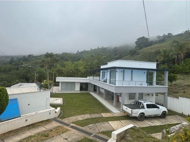 Finca en venta en Toro, Valle Del Cauca