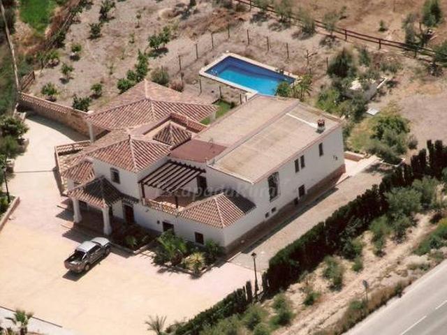 Casa en alquiler en Vera