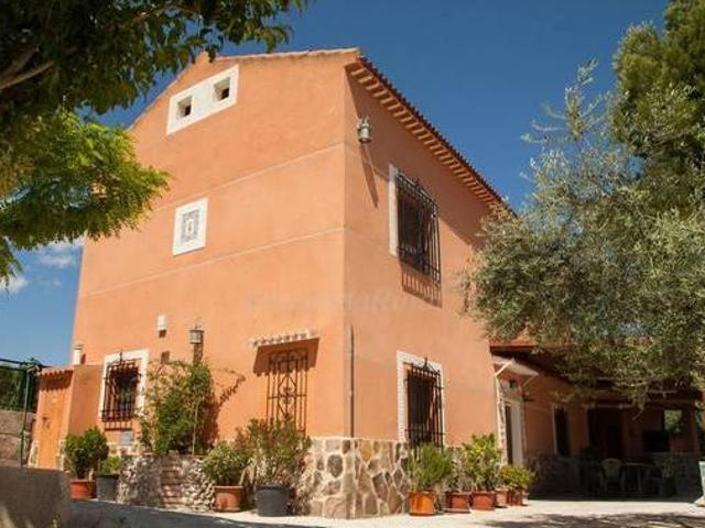 Casa en alquiler en Moratalla