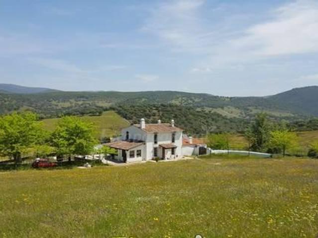 Casa en alquiler en Arroyomolinos De León, Huelva