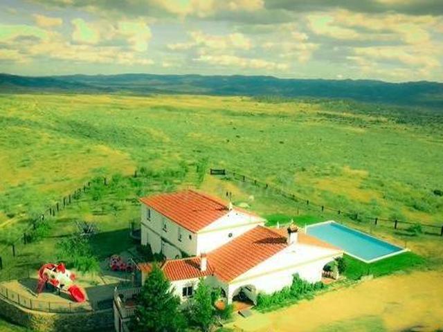 Casa en alquiler en Guadalcanal, Andalucía