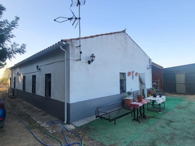 Casa Rural en venta en Granja De Torrehermosa, Badajoz