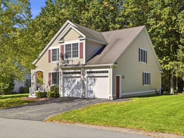 House for sale in Sewall Farms, Stratham