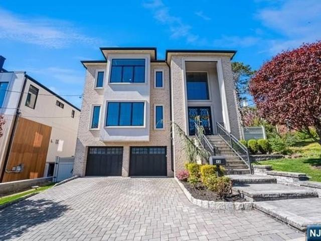 House for sale in Cliffside Park
