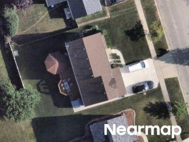 House for sale in Carpentersville, Illinois