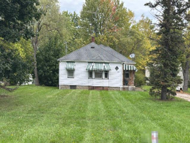 House for sale in Flint Charter Township, Genesee County