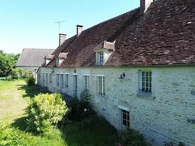 Maison vente à Clamecy, Corvol-d'embernard