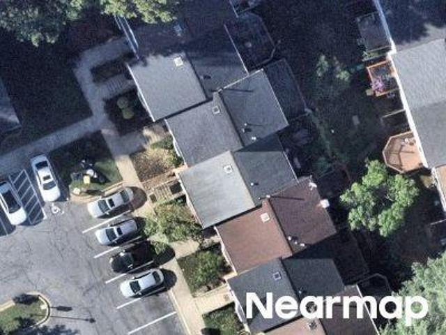 Condo for sale in Clinton, Maryland