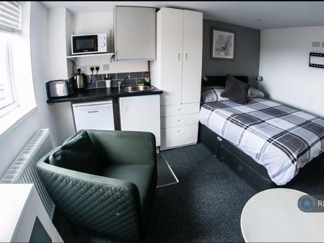 Apartment for rent in Coseley, West Midlands