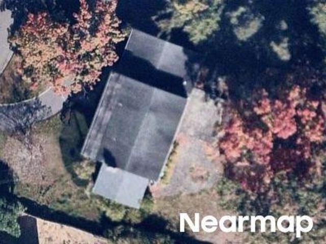House for sale in Glen Cove