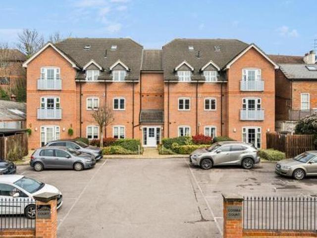 House for sale in Bushey