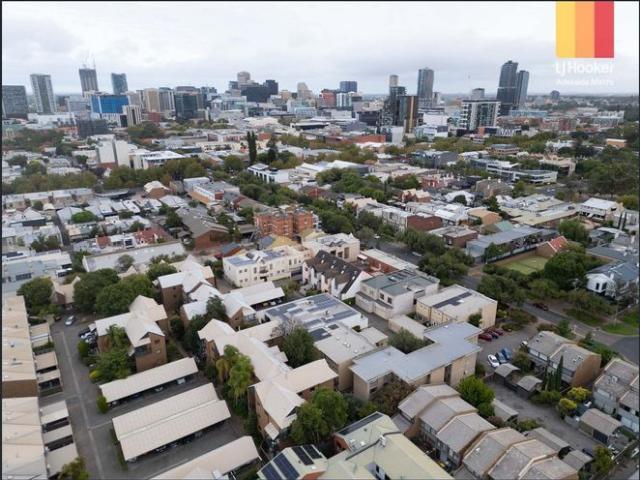 Townhouse for rent in Horseshoe Creek, South Australia