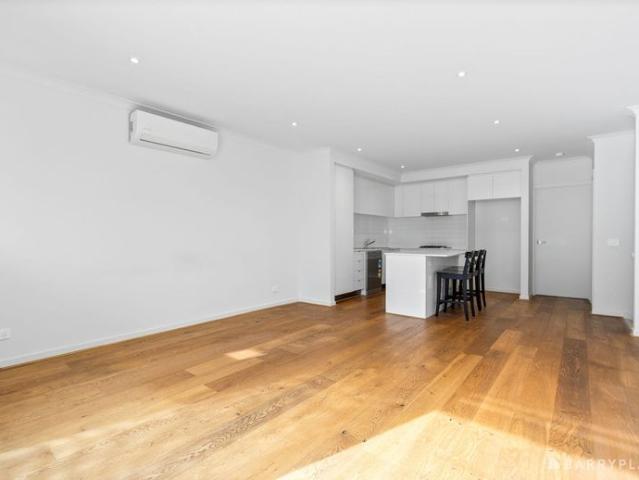 Townhouse for rent in Camerons Creek, Victoria